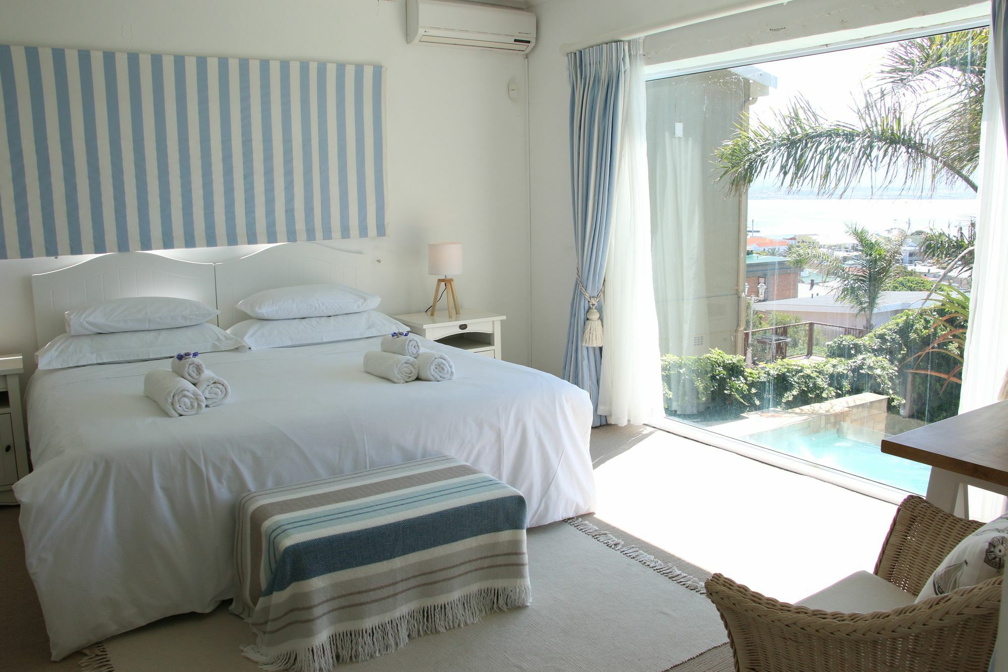 4 On Montagu Accommodation Mosselbaai Buitenkant foto