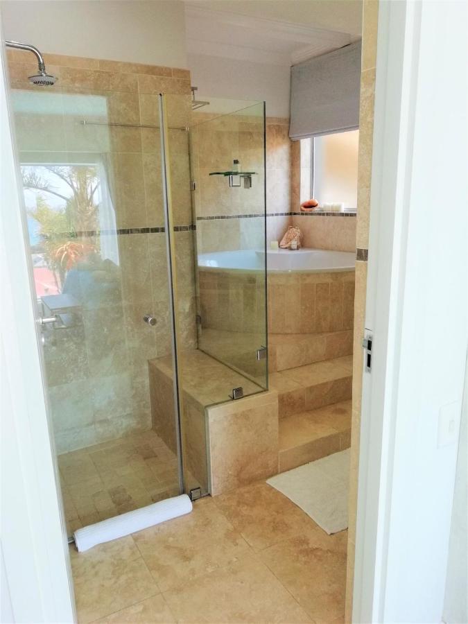 4 On Montagu Accommodation Mosselbaai Buitenkant foto